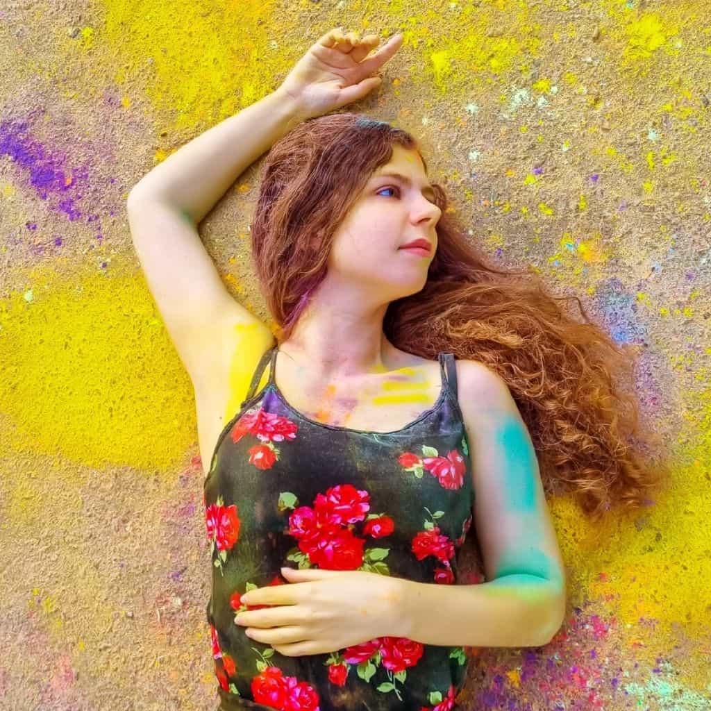 Renaissance girl
