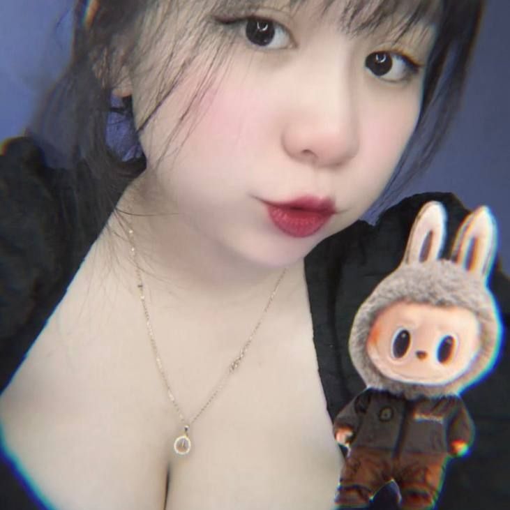 Chip from VN on Tango Live