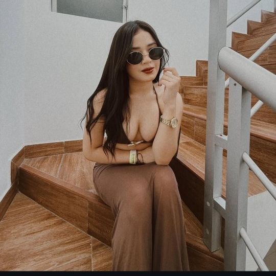 Ale 🥰 on Tango Live