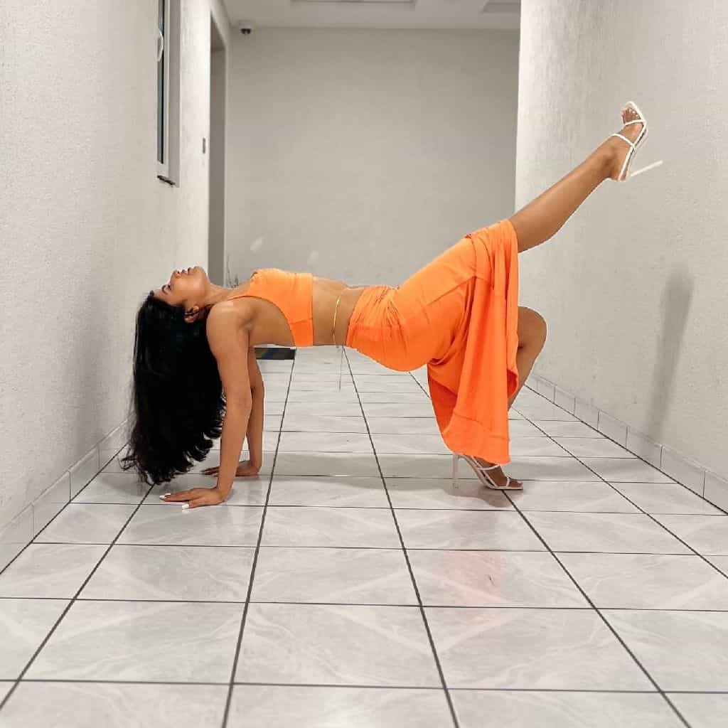 Vibe with me!🤸🎶🥳💃🧿