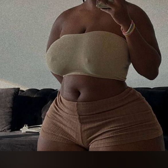 Thick&creamie🎀 from NG on Tango Live