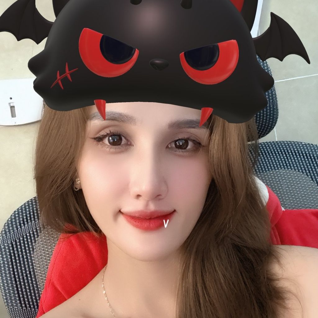Miss lucky °∆° from VN on Tango Live