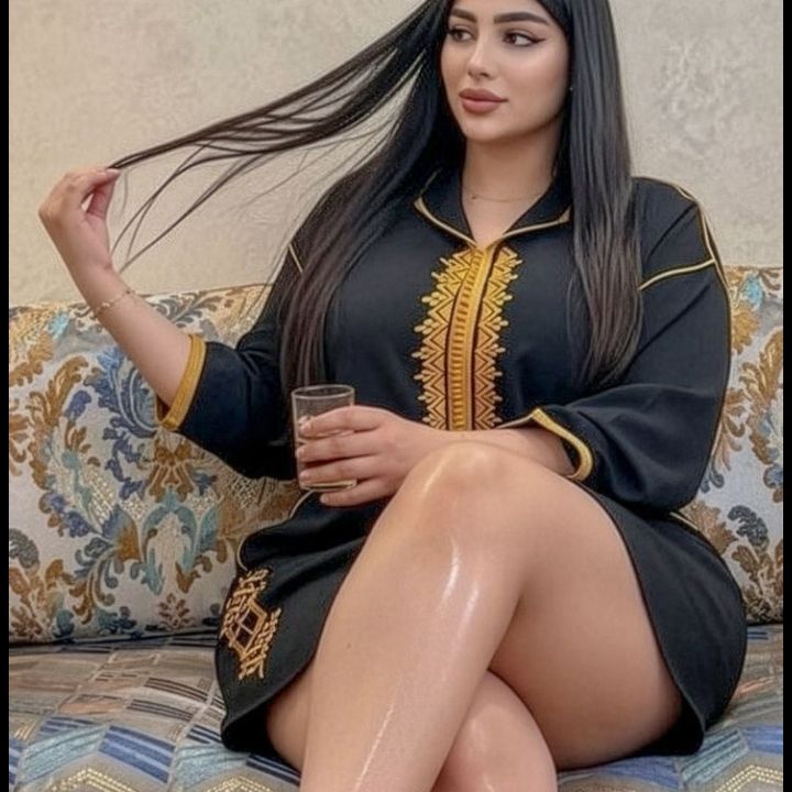 🍀لونا Louna🍀💞🗝️🌍🍒✈️🧳 from AE on Tango Live