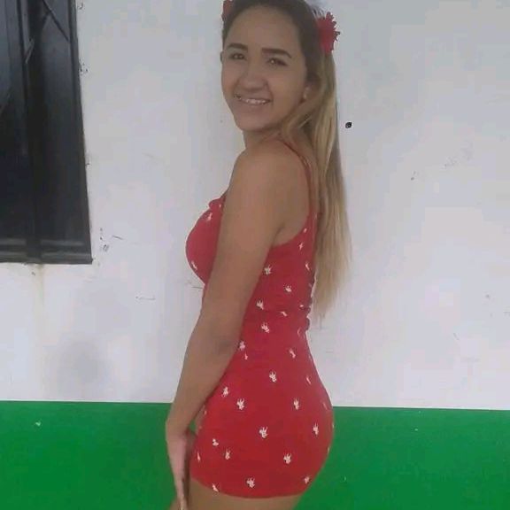 La chiqui from CO on Tango Live
