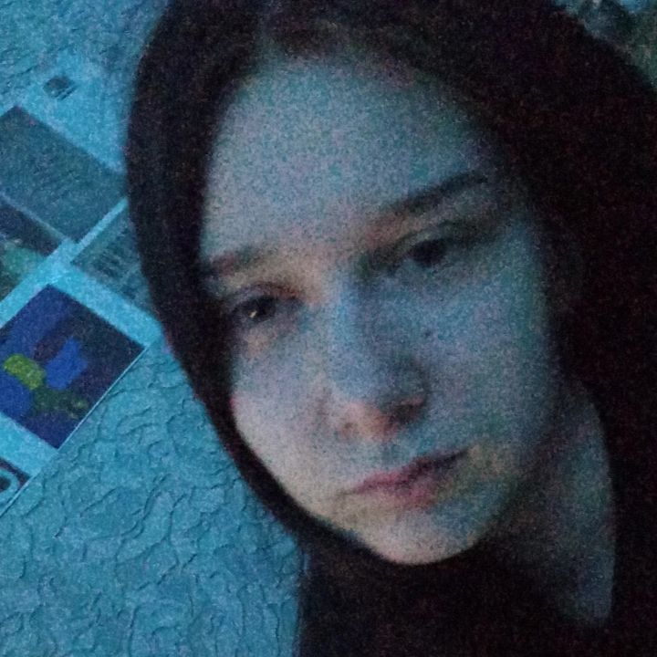 Mila from UA on Tango Live