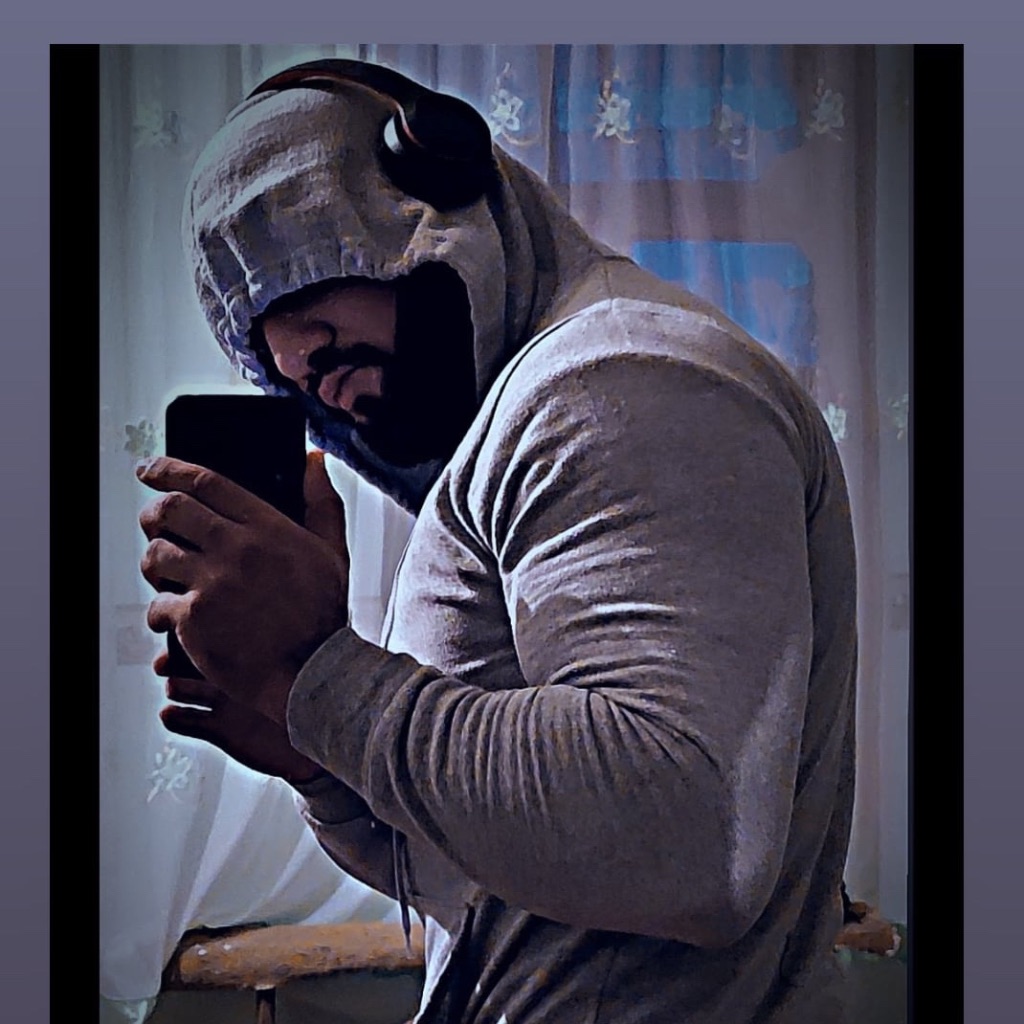 Özkan 97 from AZ on Tango Live