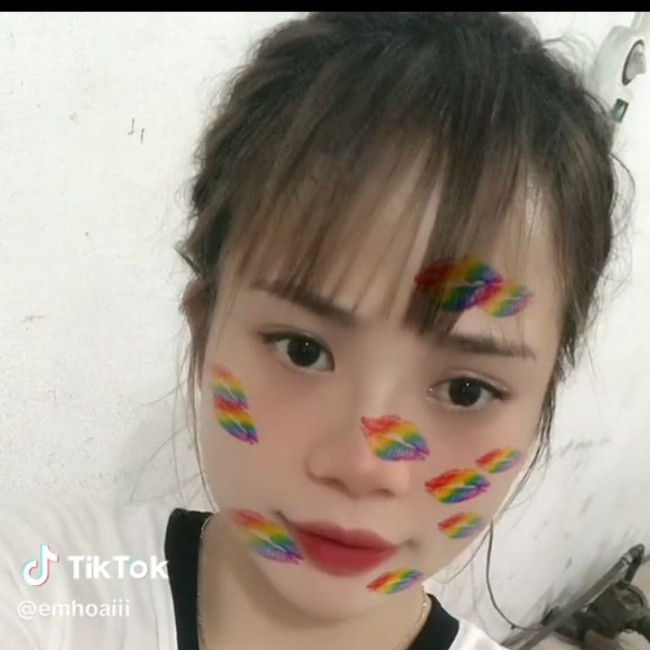Sine râu tay from VN on Tango Live