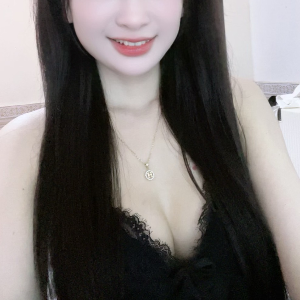 🍀tuyết nhi 🥰 from VN on Tango Live