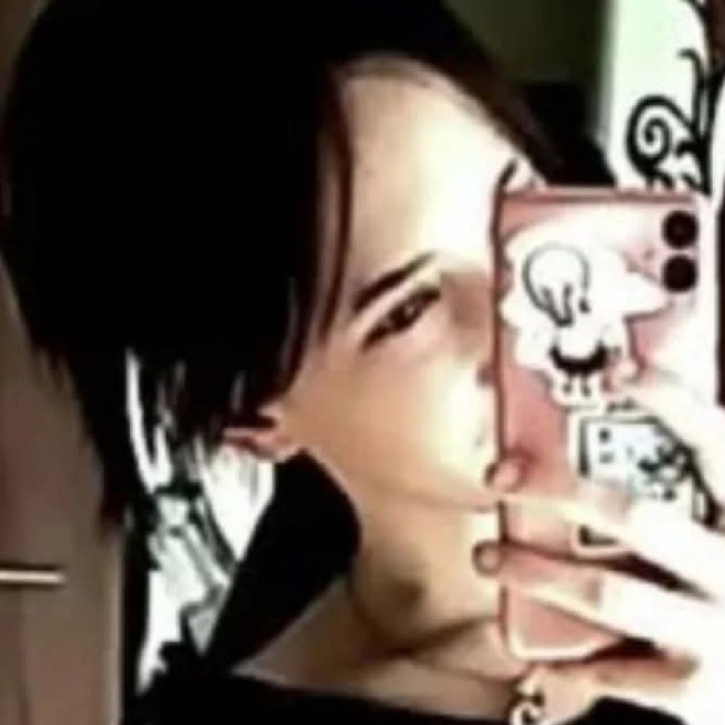 Оля from UA on Tango Live