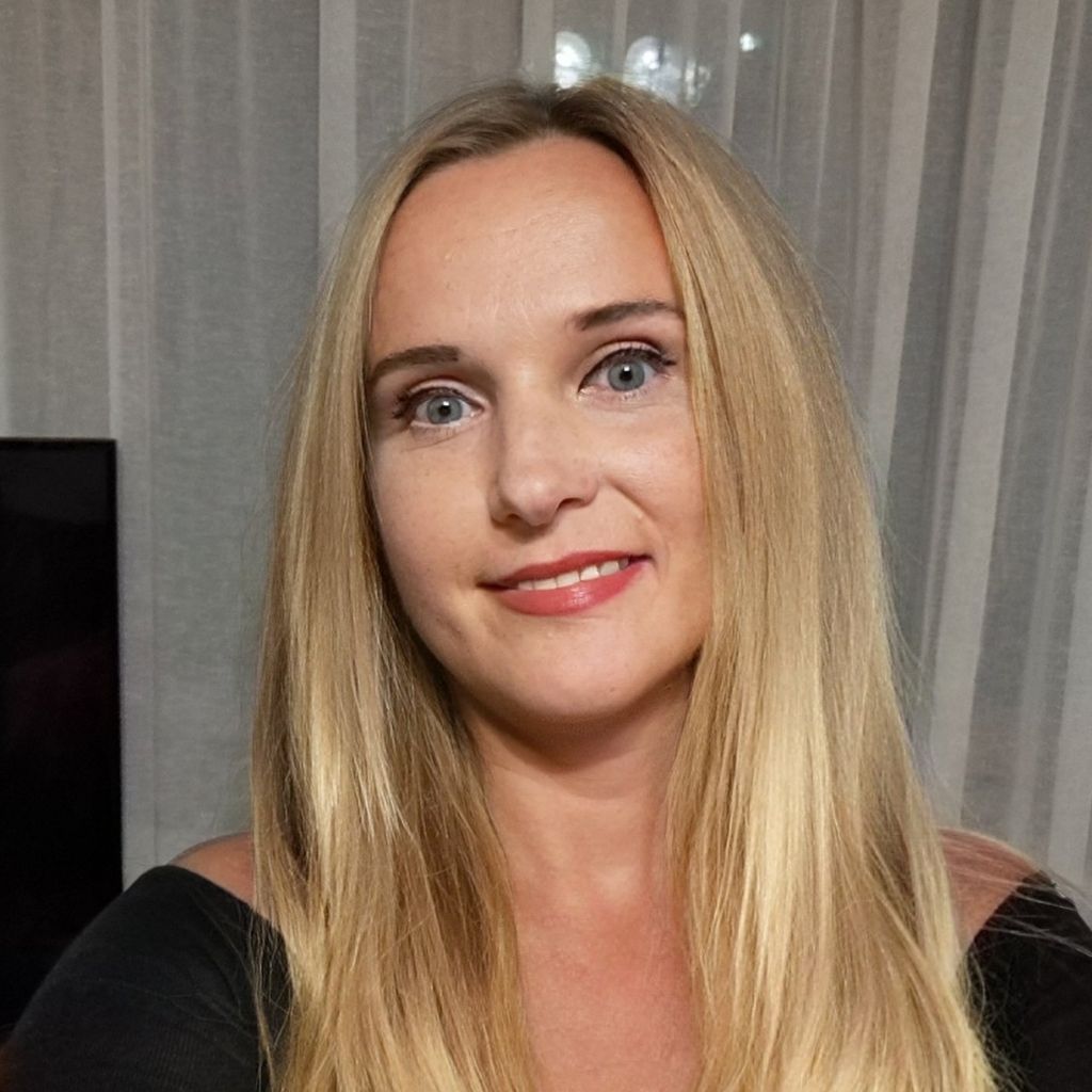Melania from PL on Tango Live
