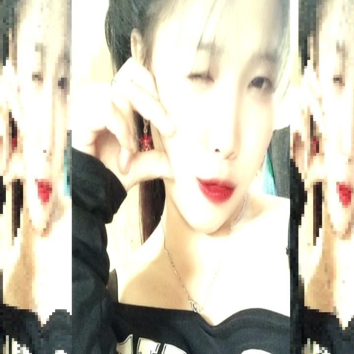 hoa la from VN on Tango Live