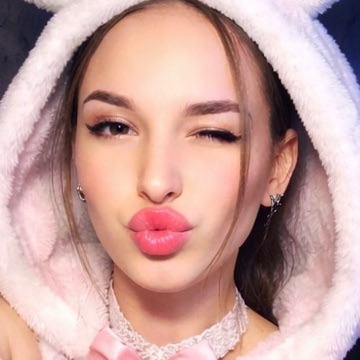 Nata from UA on Tango Live
