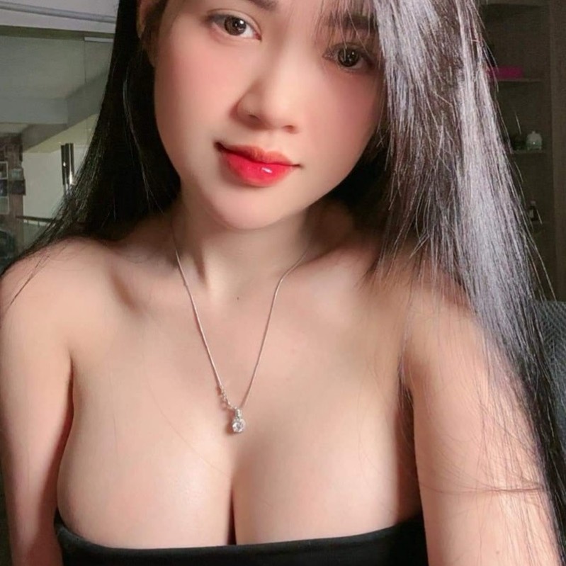 Nali from VN on Tango Live