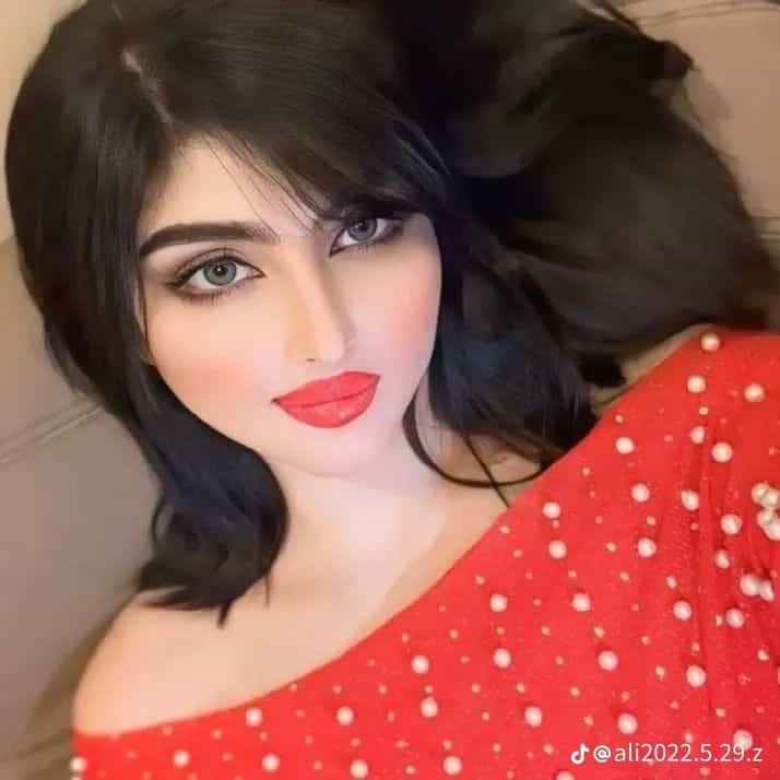ماما ريري مرضعة