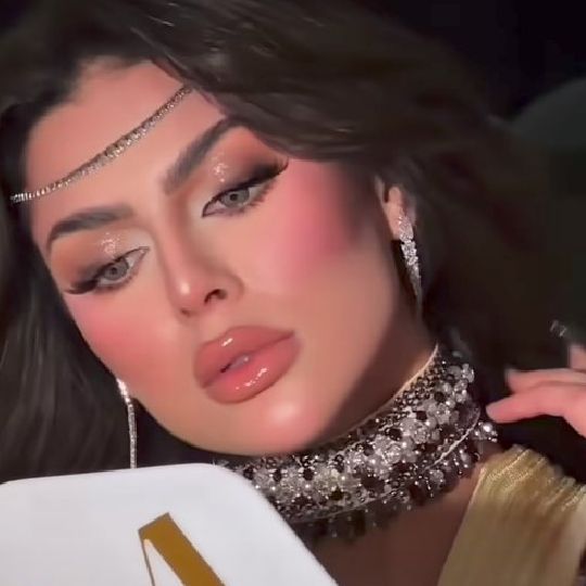 Silas 🕊 سيلاس from SA on Tango Live