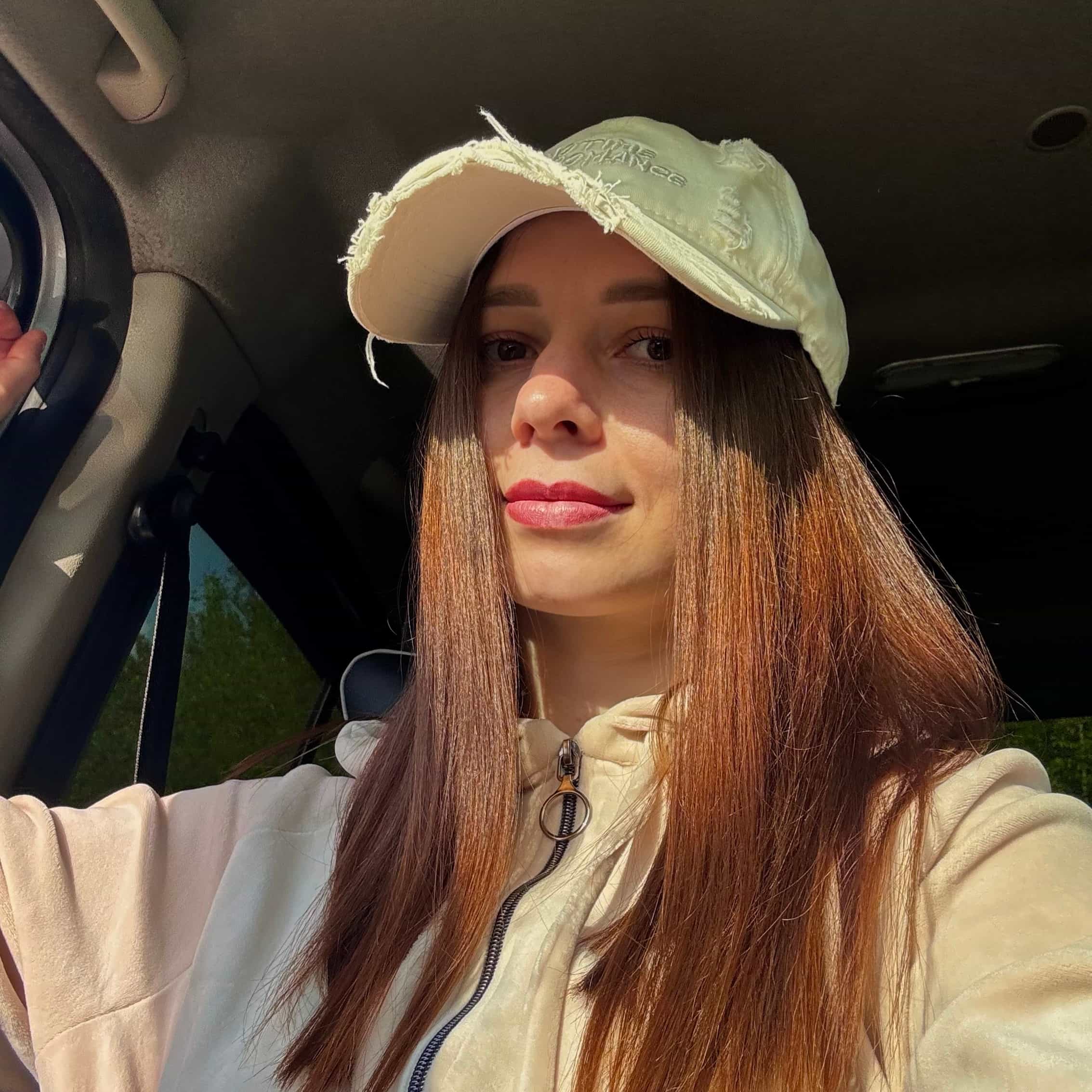 🧚🏻👑-LOLA-👑🧚🏻