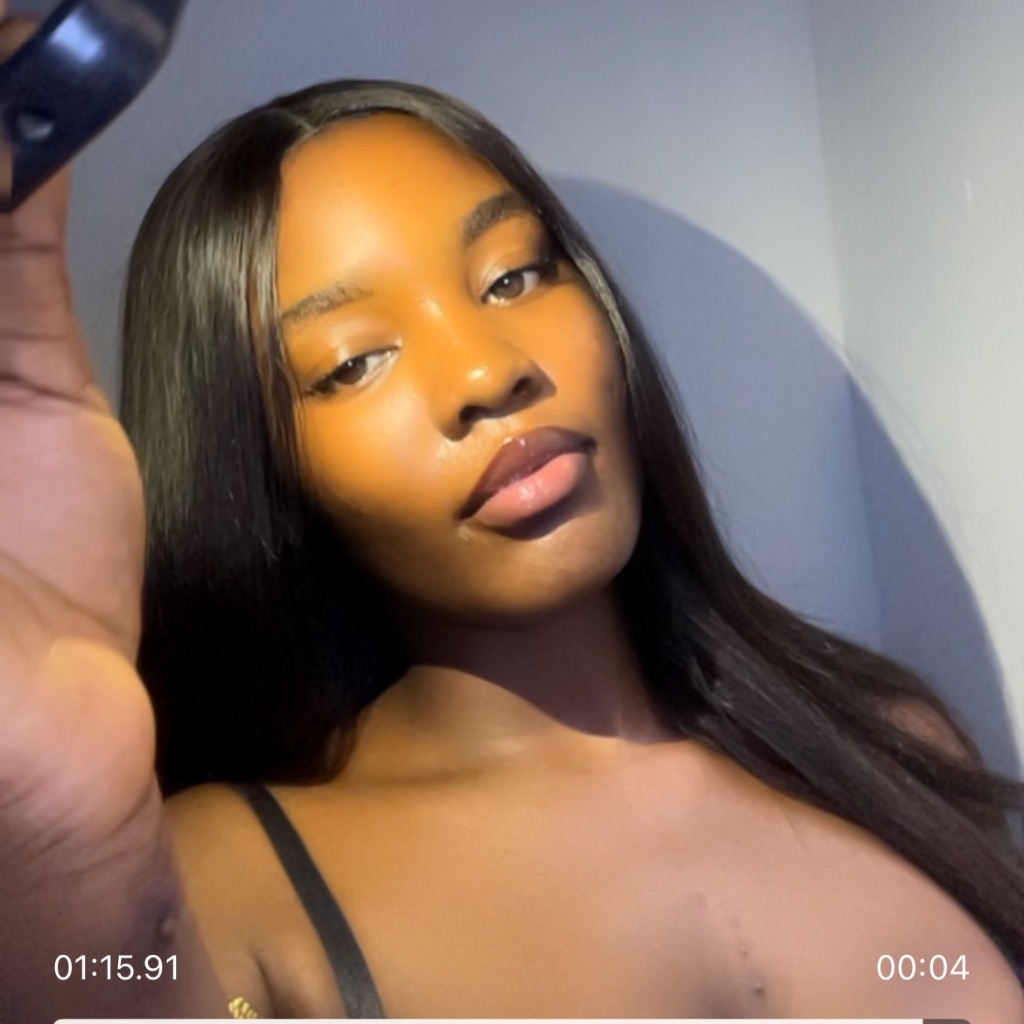 Miss D 💎 from NG on Tango Live