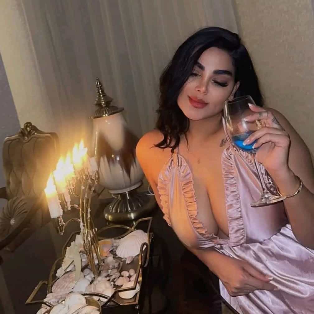 لبانيتا يولااا 🥛🔥💃
