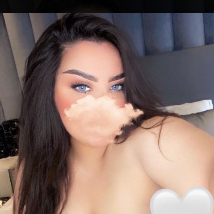 احلاهم from AE on Tango Live