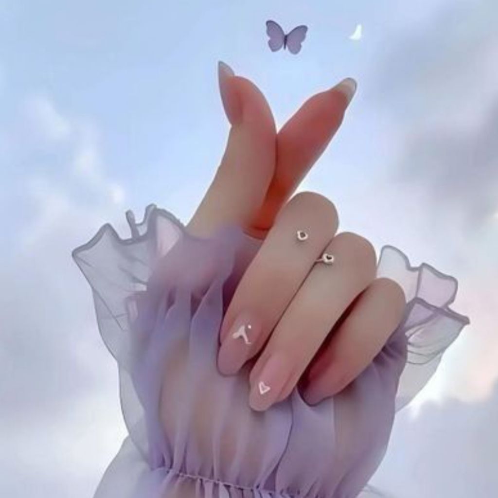 🦋 on Tango Live