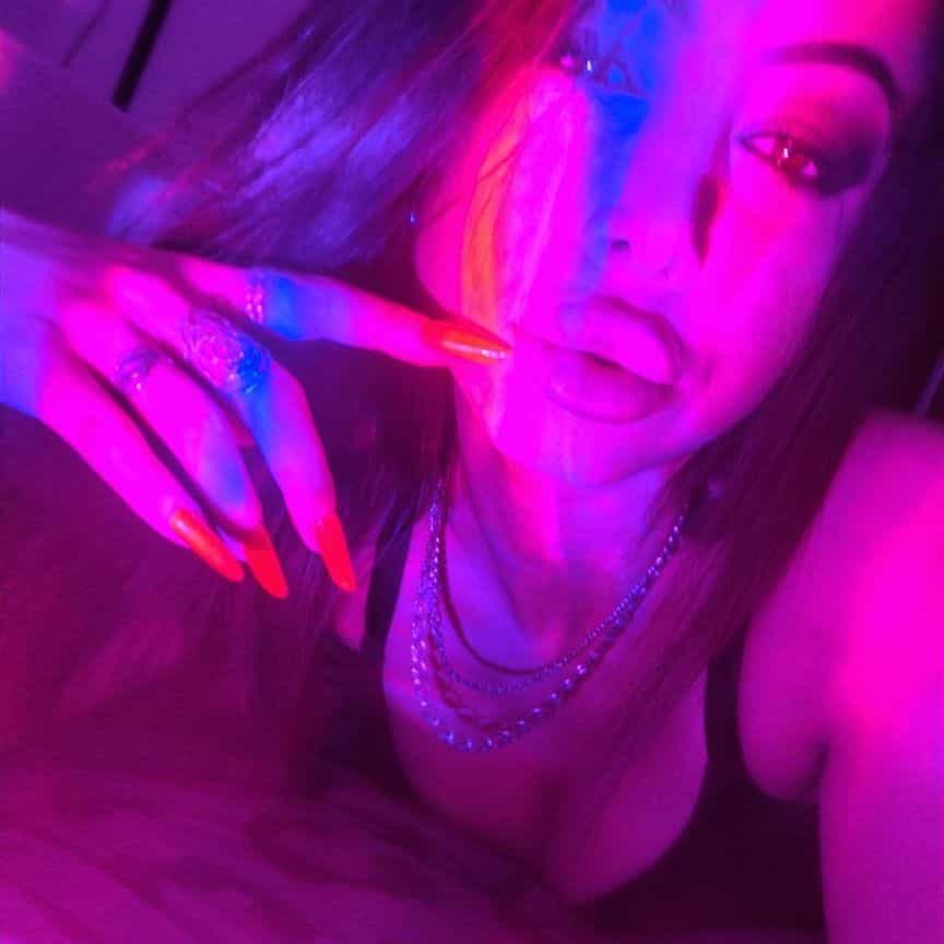 🎀 I Z A 🎀ᴹᵃʳᵛᵉˡ