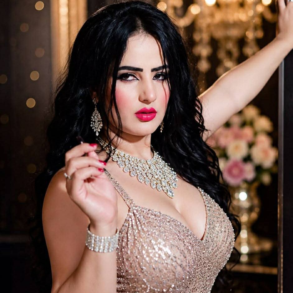 DOLLY DOLL Girl💋 from PK on Tango Live