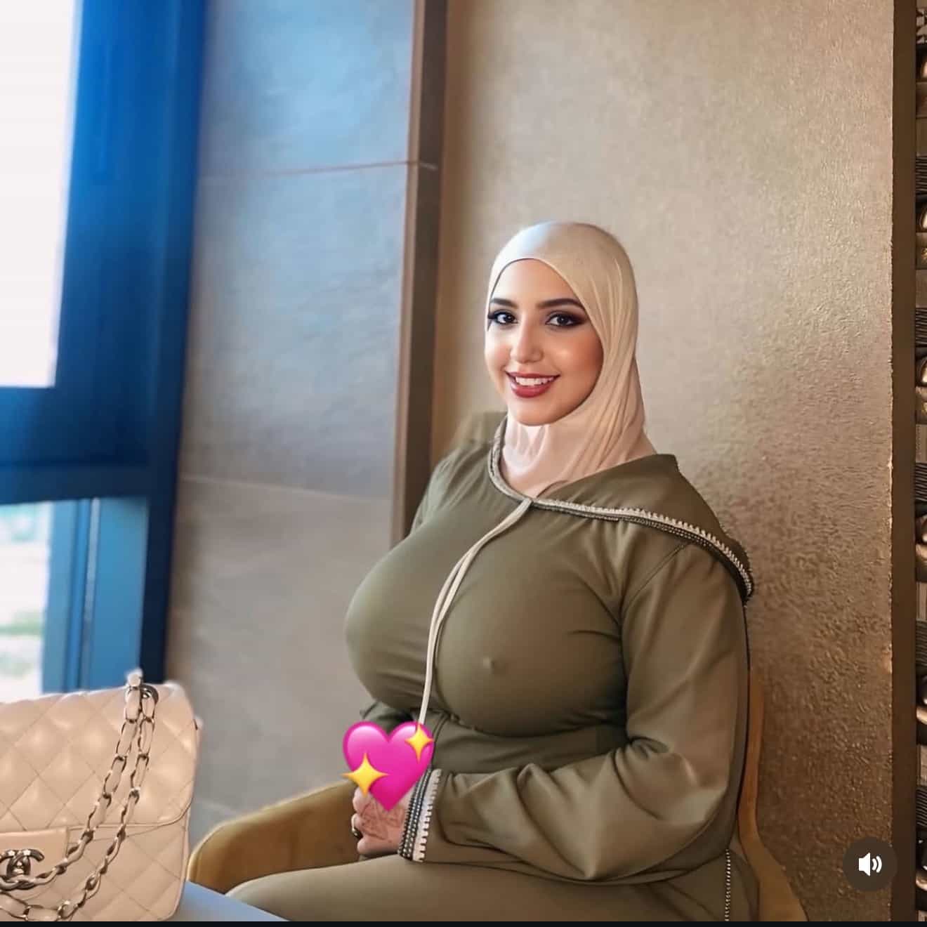 الملكه سلطانه
