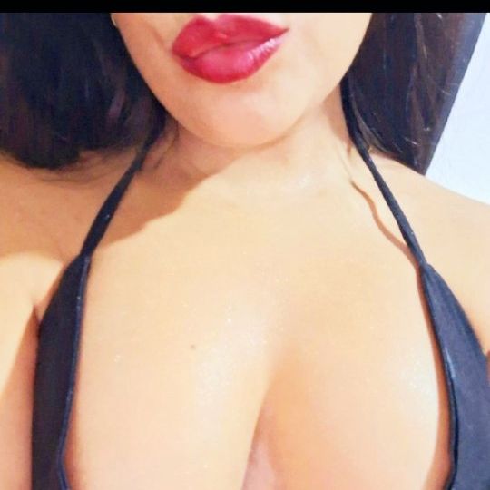Perlita 💋 💋 on Tango Live