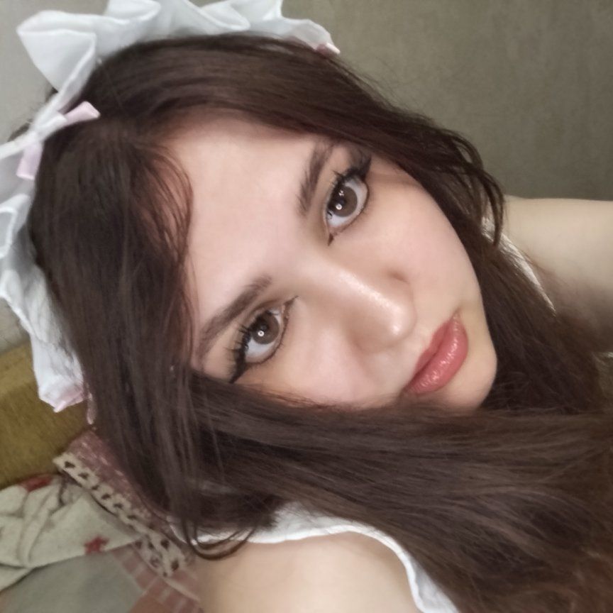 Lika❍୨୧ from RU on Tango Live
