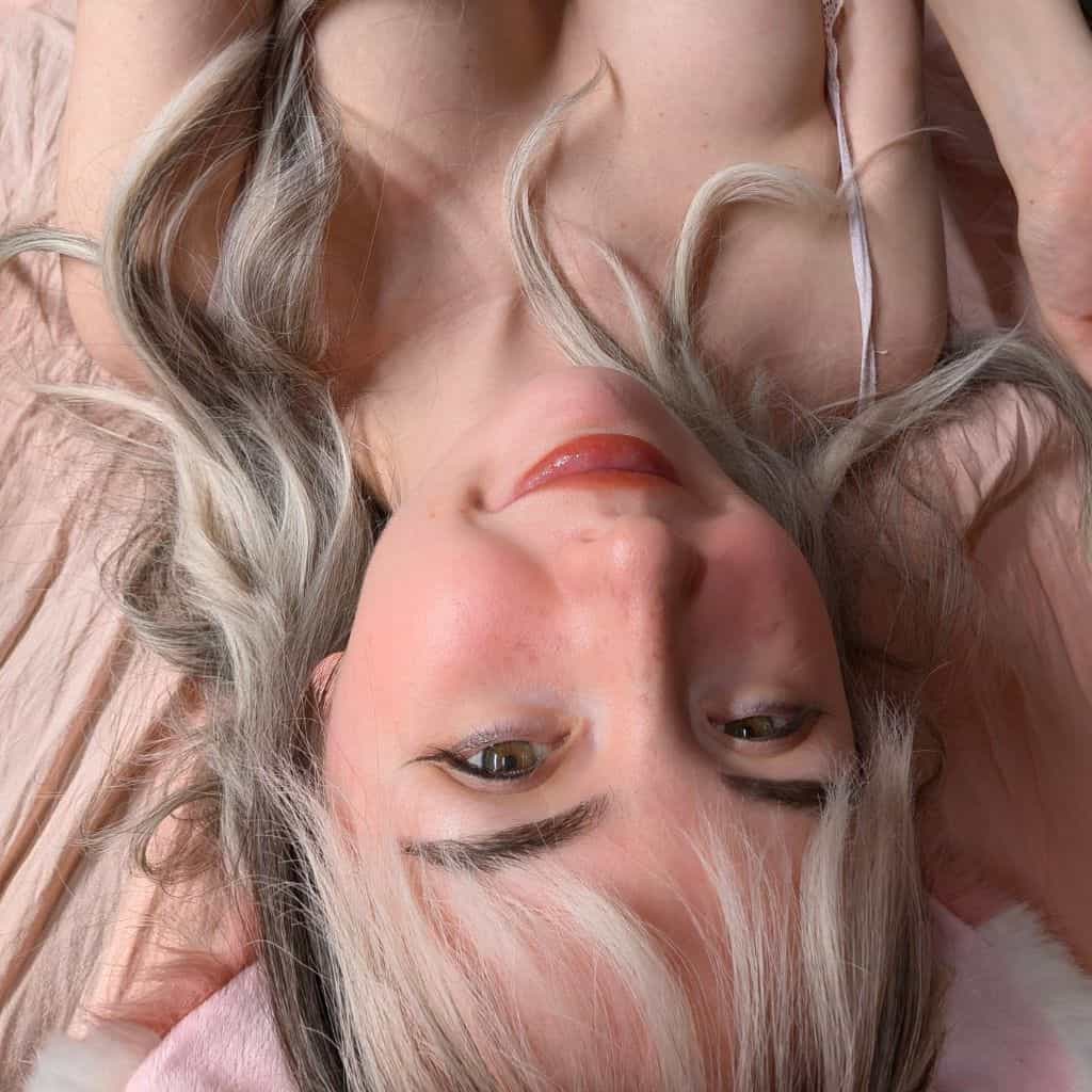 ᛉ N⁶⁹eko - أَيَة🐈UWU ᛉ