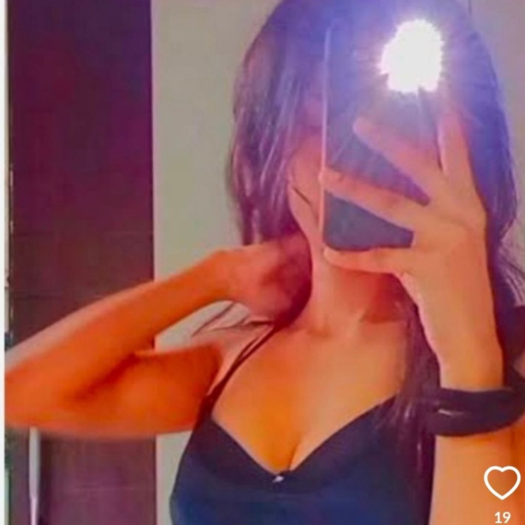 🧿Ritu🧿 from IN on Tango Live