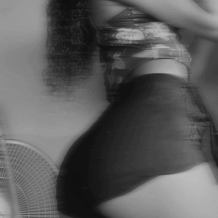 Hani from ET on Tango Live