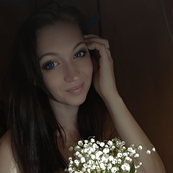 Мими from RU on Tango Live