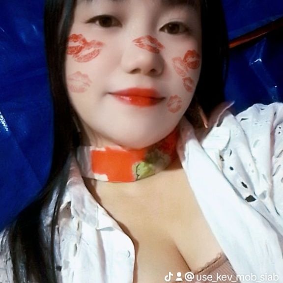 Chill Wolf from VN on Tango Live