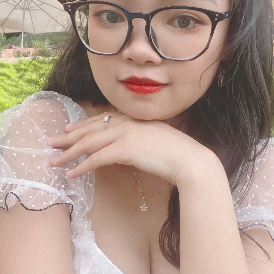 CANDY lOVE ☘️🌿 from VN on Tango Live