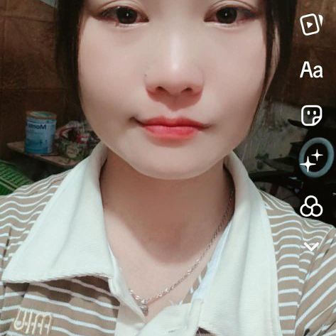 VangThiChinh from VN on Tango Live