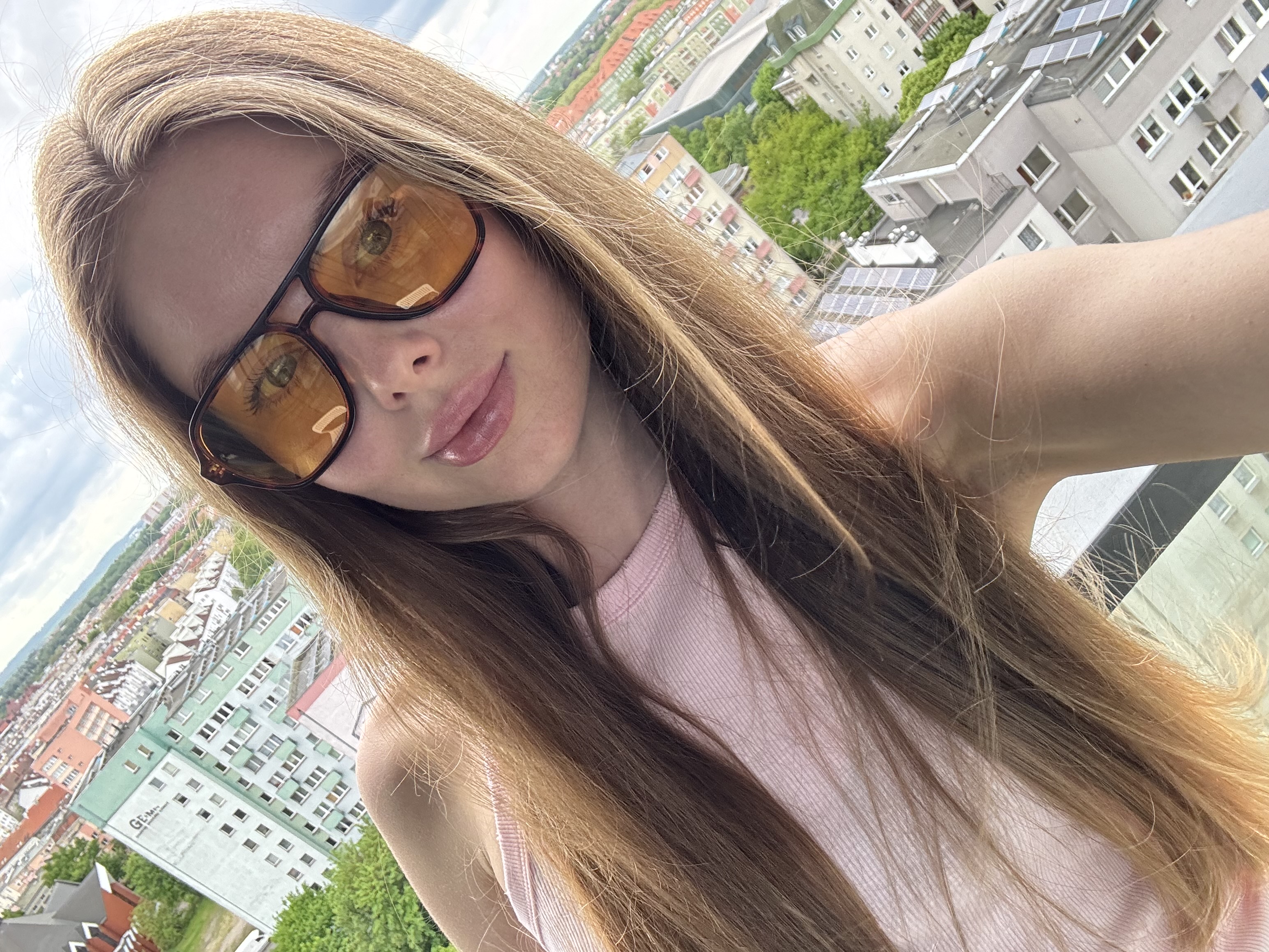 Elis🌸 from DE on Tango Live