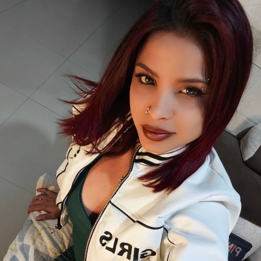 Lilith Rose from CO on Tango Live