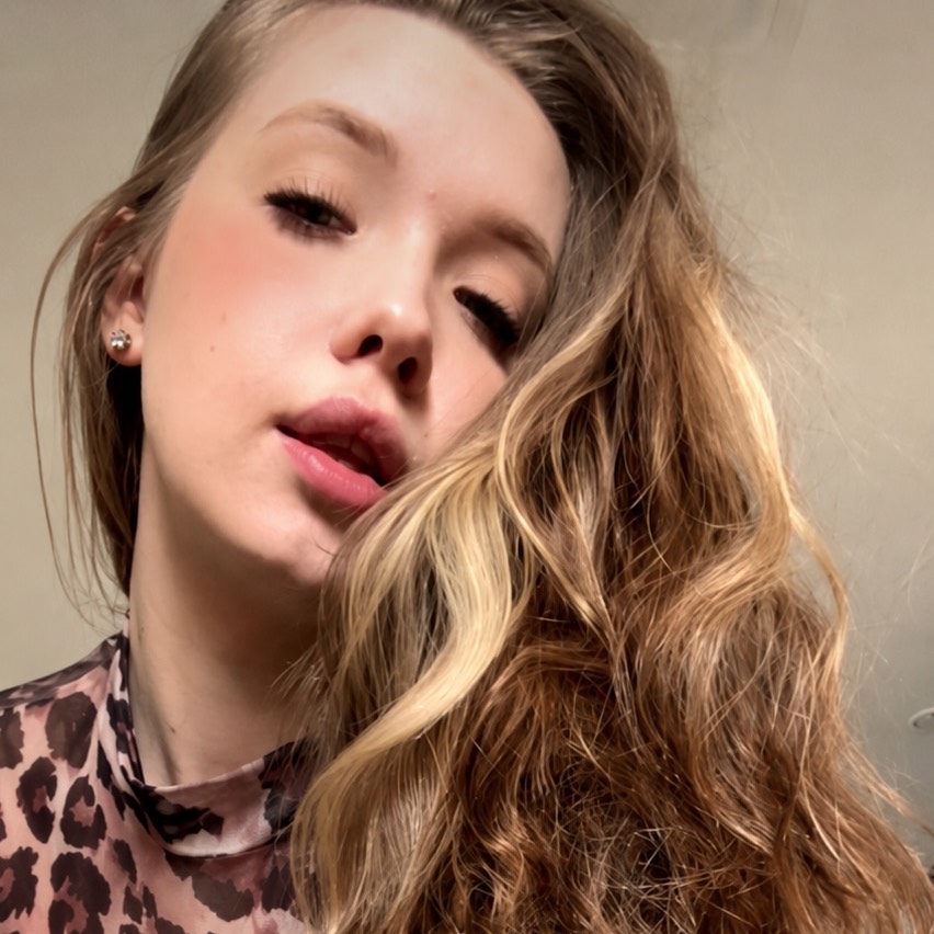 Sydney not Sweeney⁶⁹💗 from RU on Tango Live
