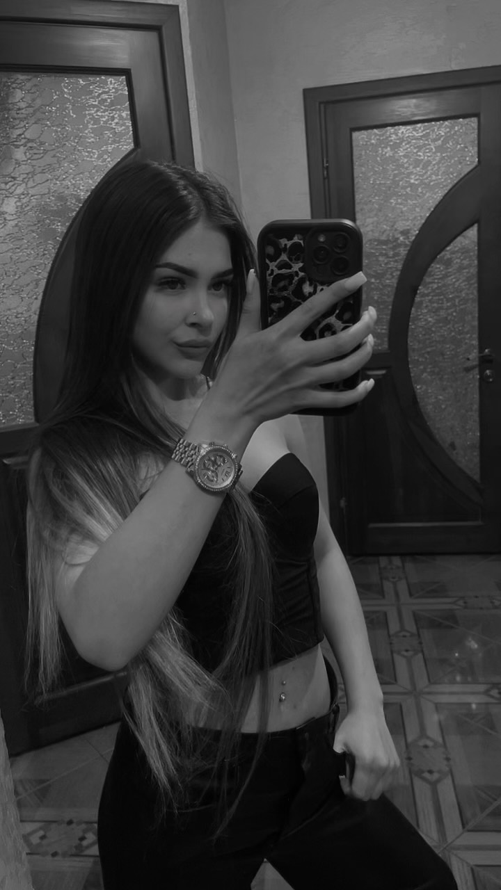 LeyaMur from UA on Tango Live