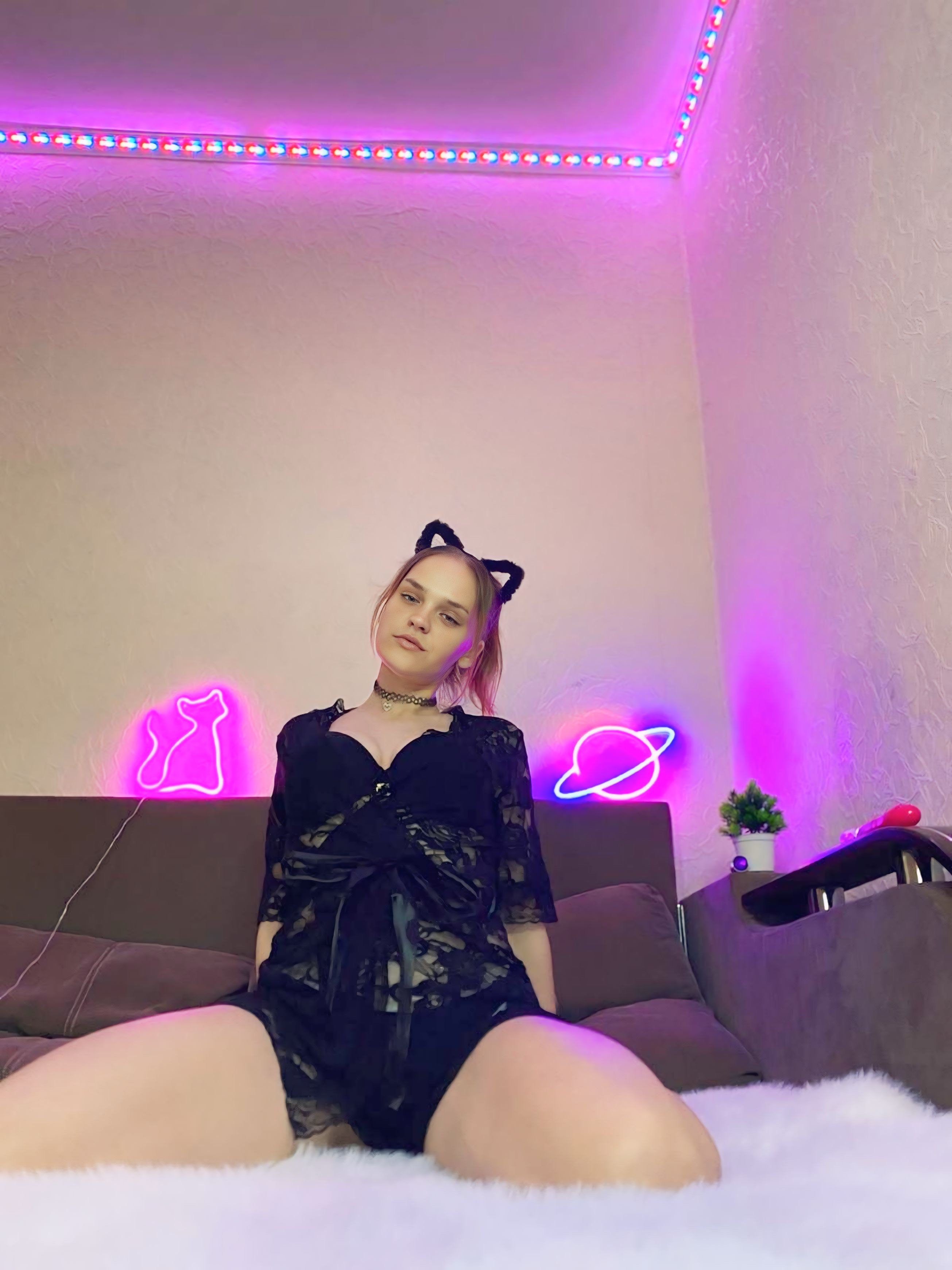 Krisss😈🥵 from UA on Tango Live
