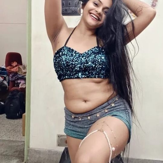 Henna 🥰🥰 from IN on Tango Live