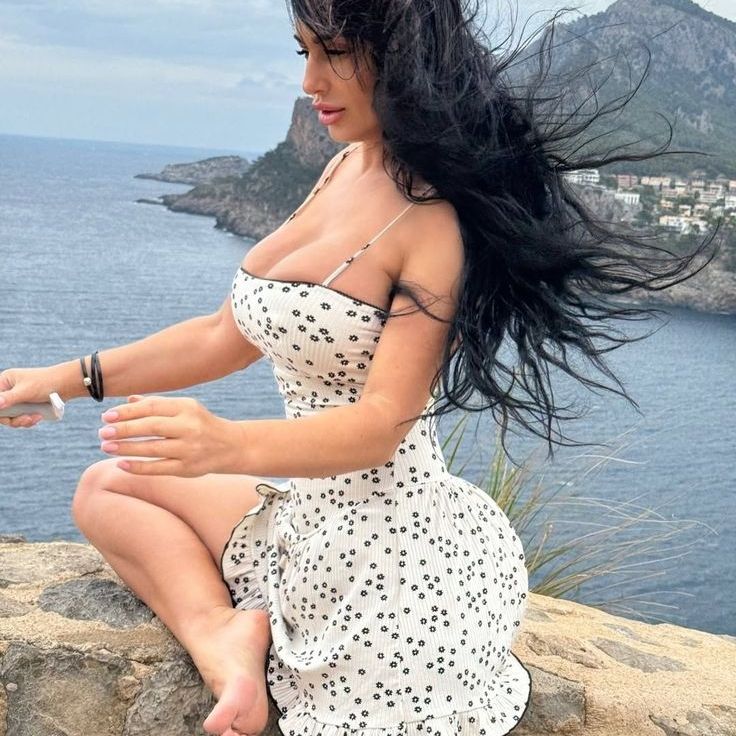 شيخة النسوان🍑🍒👑 from DZ on Tango Live