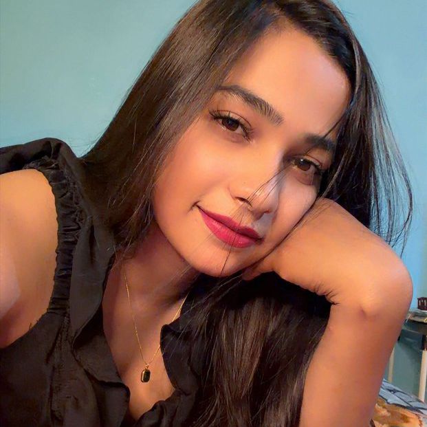 Aaniya from IN on Tango Live