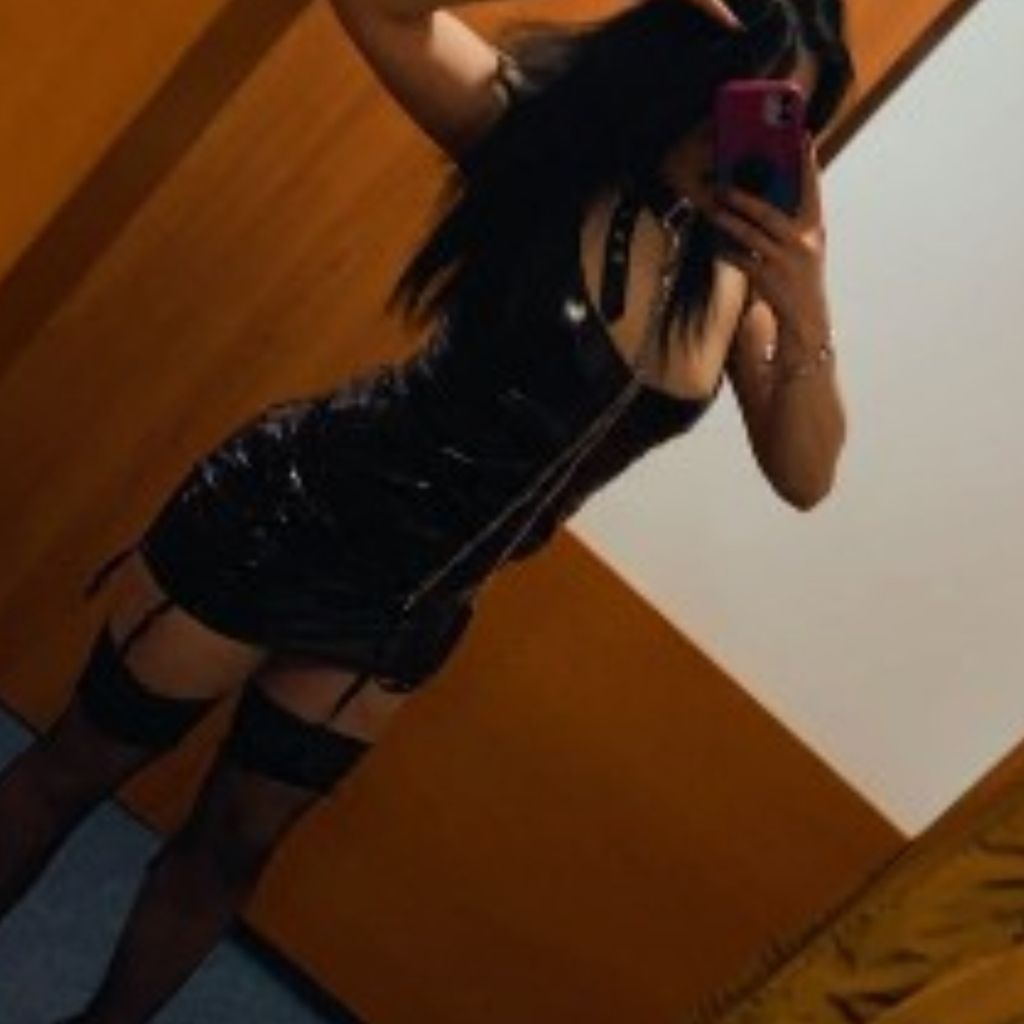 Hawka from SK on Tango Live