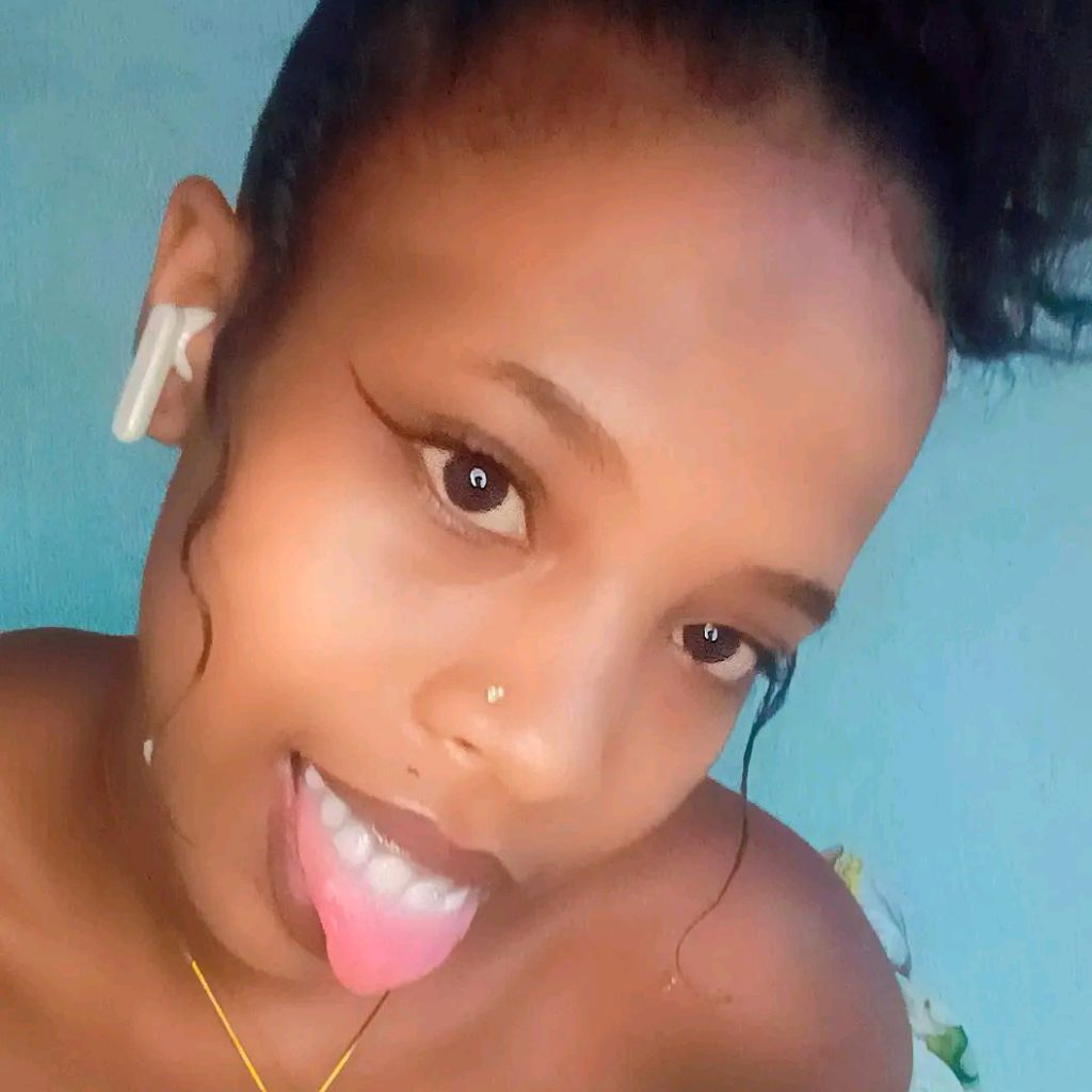 Jesika Wendy 🥰🌹 from MG on Tango Live