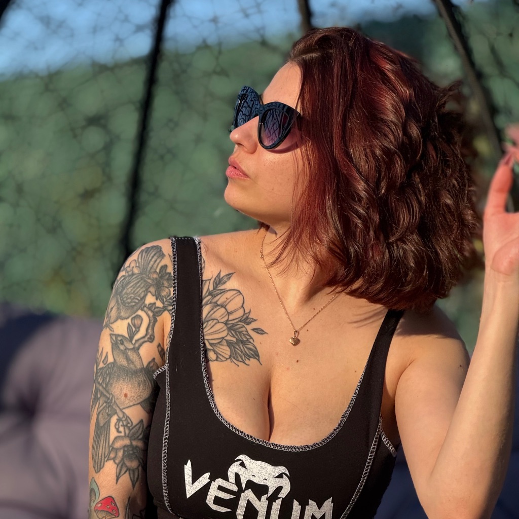 🧜♀️😈Sweet Angel😈🧜♀️ from UA on Tango Live
