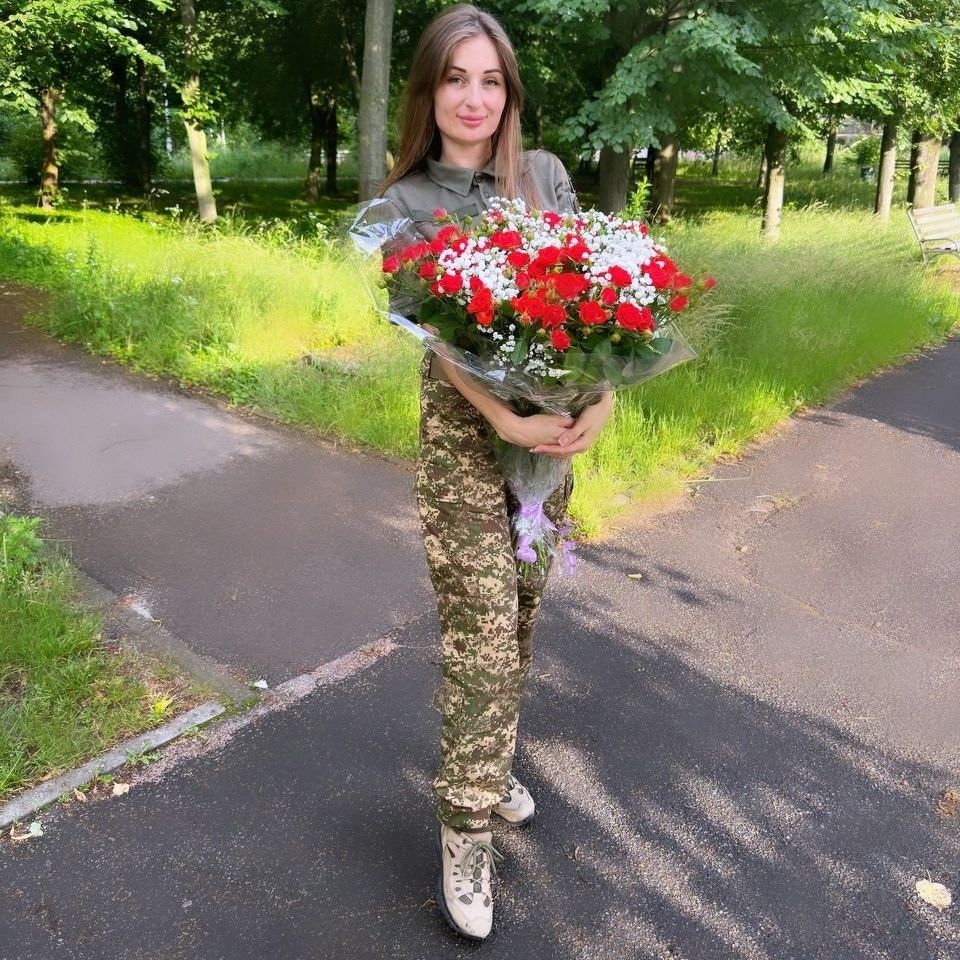 Віка from UA on Tango Live