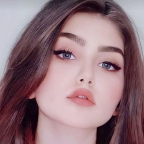 👸. on Tango Live