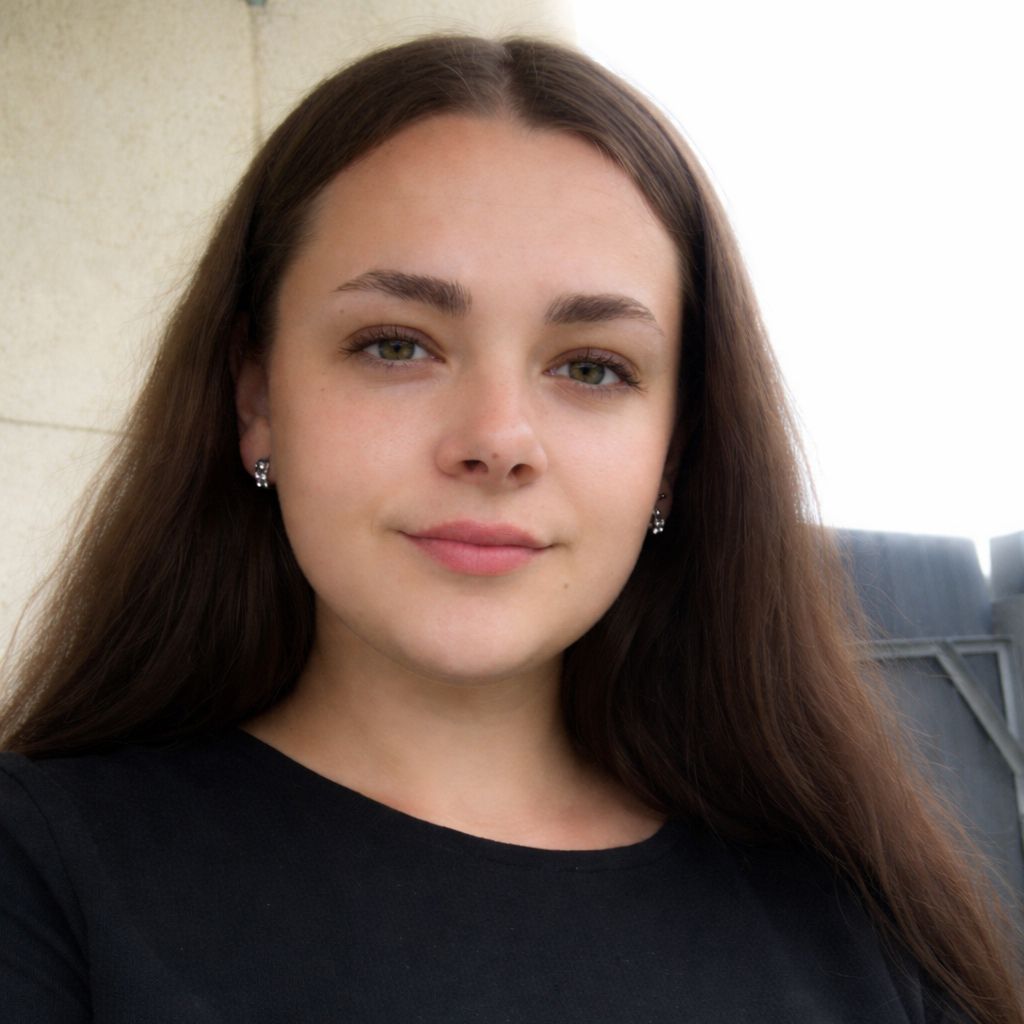 Kristinka 🤩 from UA on Tango Live